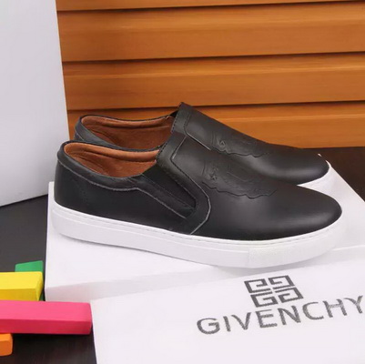 GIVENCHY Men Loafers_02